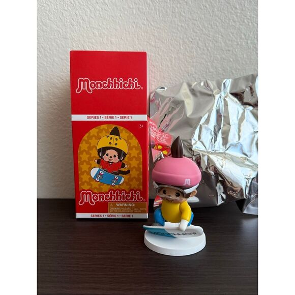 Monchhichi Sports Series 1 Blind Box Figure - Snowboarding - Picture 1 of 4